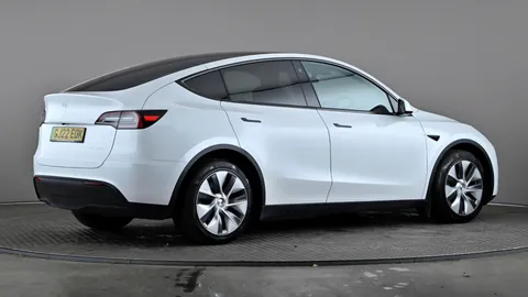 Tesla                     Model Y Long Range AWD Auto