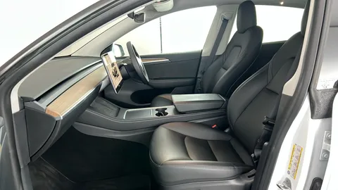 Tesla                     Model Y Long Range AWD Auto