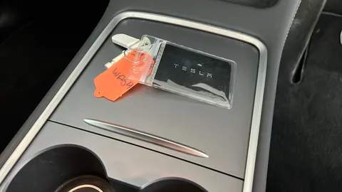 Tesla                     Model Y Long Range AWD Auto