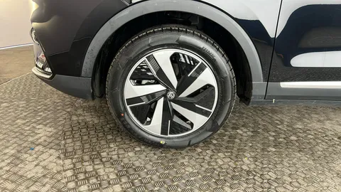 MG MOTOR UK ZS 130kW Trophy EV 51kWh Auto