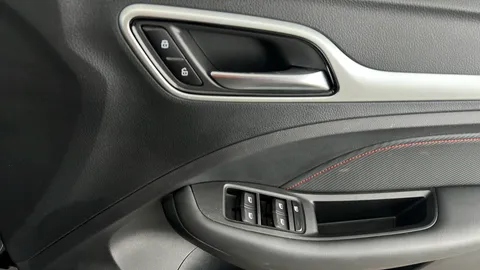 MG MOTOR UK ZS 130kW Trophy EV 51kWh Auto