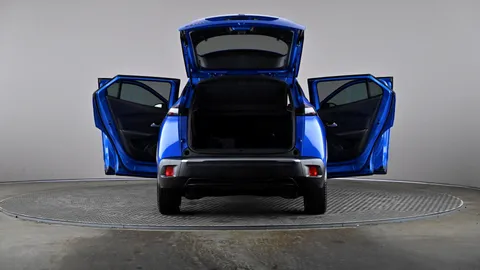 Peugeot 2008 100kW Allure Premium+ 50kWh Auto