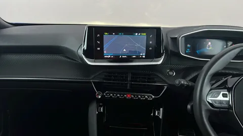 Peugeot 2008 100kW Allure Premium+ 50kWh Auto