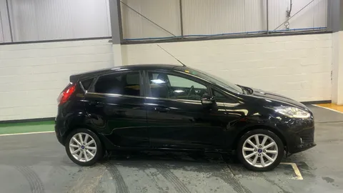 FORD FIESTA 1.0 EcoBoost Titanium