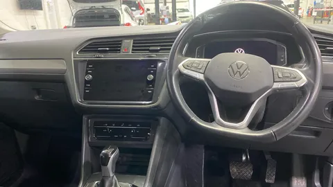 Volkswagen Tiguan Allspace 1.5 TSI Life DSG [7 Seats]