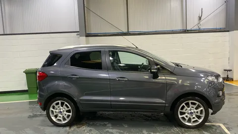 FORD ECOSPORT 1.0 EcoBoost Titanium S