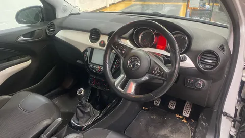 VAUXHALL ADAM 1.2i Energised