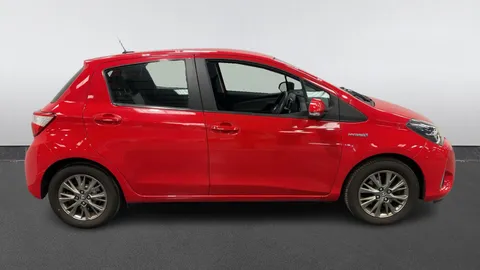 TOYOTA YARIS 1.5 Hybrid Icon CVT
