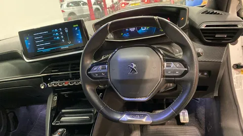 PEUGEOT 2008 100kW GT Premium 50kWh Auto