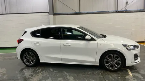 FORD FOCUS 1.0 EcoBoost ST-Line