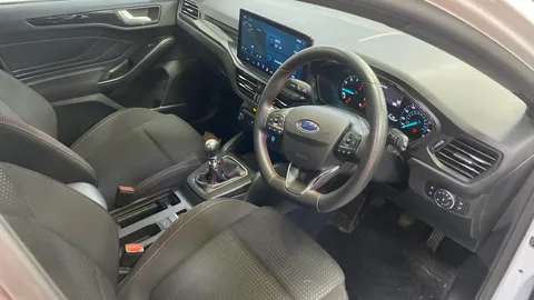 FORD FOCUS 1.0 EcoBoost ST-Line