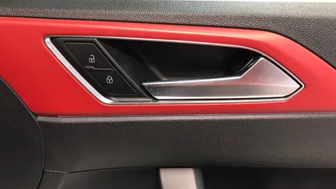 VOLKSWAGEN POLO 2.0 TSI GTI DSG