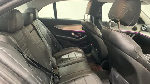 MERCEDES-BENZ E CLASS E220d 4Matic SE 9G-Tronic