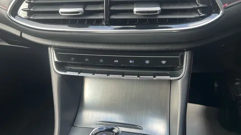 MG MOTOR UK HS 1.5 T-GDI PHEV SE Auto