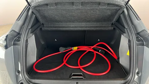 PEUGEOT 2008 100kW Allure 50kWh Auto