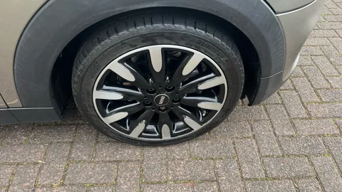 MINI HATCHBACK 1.5 Cooper Exclusive II Auto