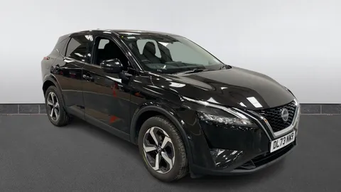 NISSAN QASHQAI 1.3 DiG-T MH N-Connecta