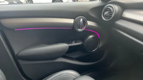 MINI HATCHBACK 1.5 Cooper Exclusive II Auto