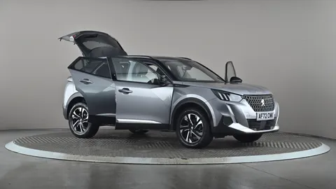 PEUGEOT 2008 1.2 PureTech 130 GT EAT8