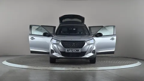 PEUGEOT 2008 1.2 PureTech 130 GT EAT8