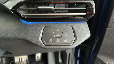 VOLKSWAGEN ID.4 109kW Life Pure 52kWh Auto