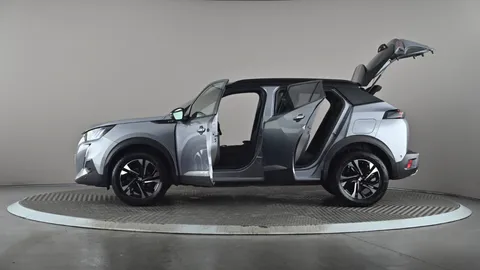 PEUGEOT 2008 1.2 PureTech 130 GT EAT8