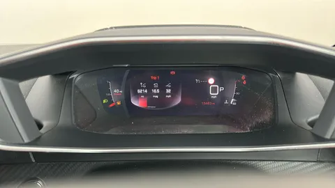 PEUGEOT 2008 1.2 PureTech 130 GT EAT8