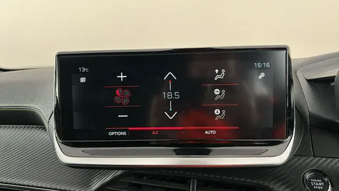 PEUGEOT 2008 1.2 PureTech 130 GT EAT8