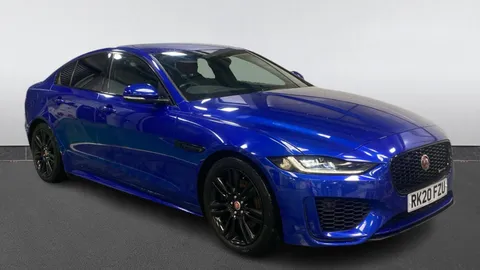 JAGUAR XE 2.0 R-Dynamic S Auto