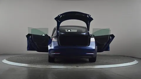 TESLA MODEL 3 Long Range AWD Auto