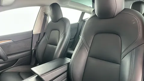 TESLA MODEL 3 Long Range AWD Auto