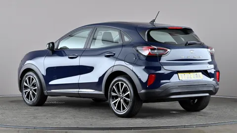 Ford Puma 1.0 EcoBoost Hybrid mHEV Titanium
