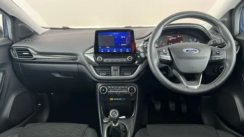 Ford Puma 1.0 EcoBoost Hybrid mHEV Titanium