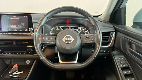 Nissan Qashqai 1.3 DiG-T MH 158 Acenta Premium 5dr Xtronic