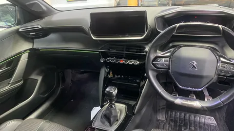 Peugeot 208 1.2 PureTech 100 GT