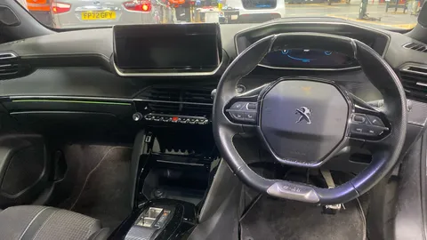 Peugeot 2008 100kW GT 50kWh Auto