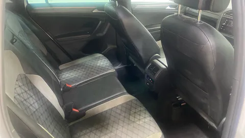 Volkswagen Tiguan 2.0 TDI R-Line DSG