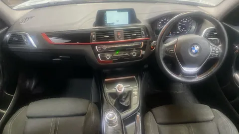 BMW 1 Series 118i [1.5] Sport [Nav]