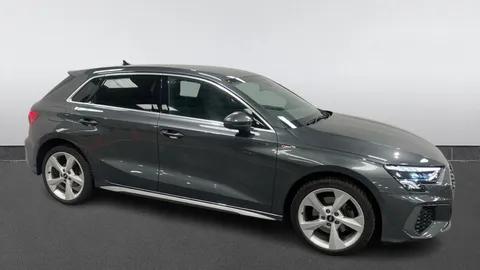 AUDI A3 40 TFSI e S Line S Tronic