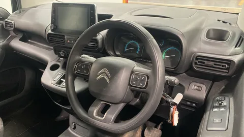 Citroen Berlingo 100kW Feel XL 50kWh Auto [7 seat]