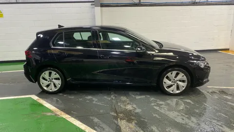 Volkswagen Golf 1.5 eTSI 150 Style DSG