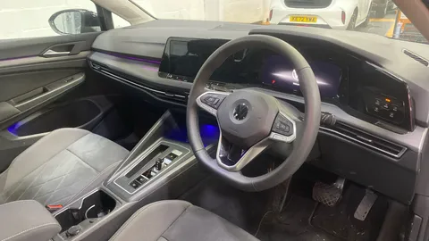 Volkswagen Golf 1.5 eTSI 150 Style DSG