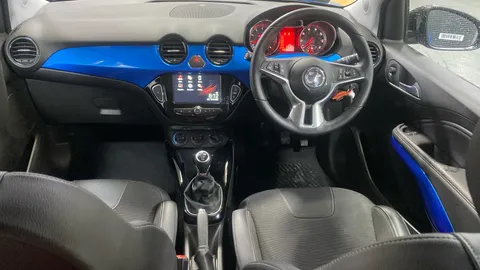 VAUXHALL ADAM 1.2i Griffin