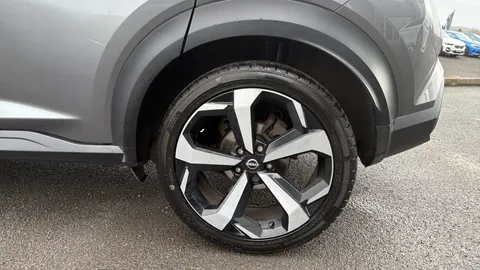 Nissan Juke 1.0 DiG-T 114 Tekna 5dr
