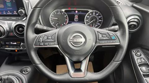 Nissan Juke 1.0 DiG-T 114 Tekna 5dr