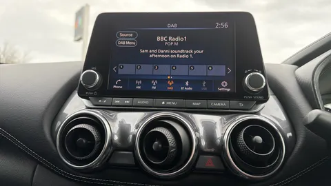 Nissan Juke 1.0 DiG-T 114 Tekna 5dr