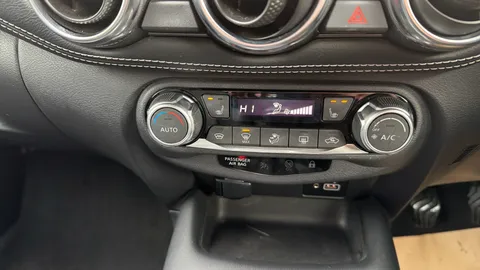 Nissan Juke 1.0 DiG-T 114 Tekna 5dr