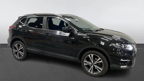 Nissan Qashqai 1.3 DiG-T N-Connecta