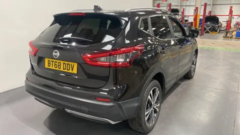 Nissan Qashqai 1.3 DiG-T N-Connecta