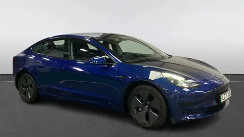 Tesla                     Model 3 Standard Plus Auto